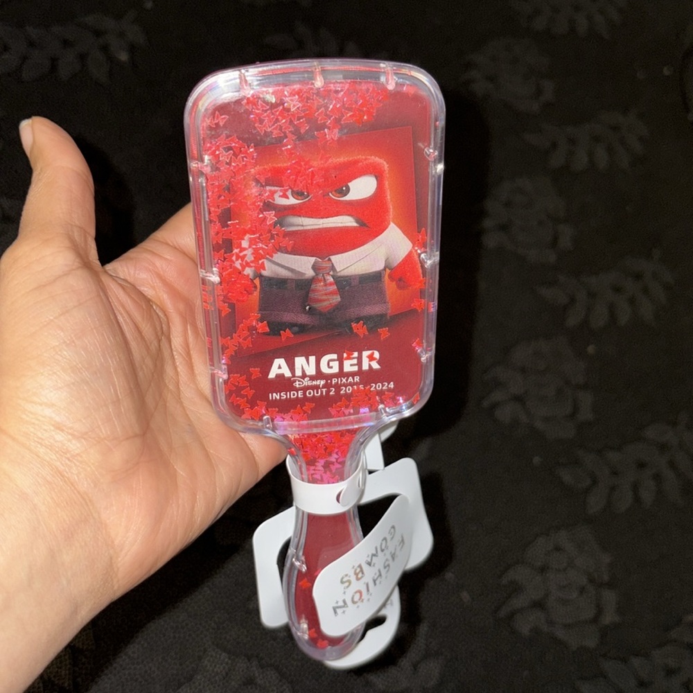 Vibrant “Anger” Cartoon Hairbrush